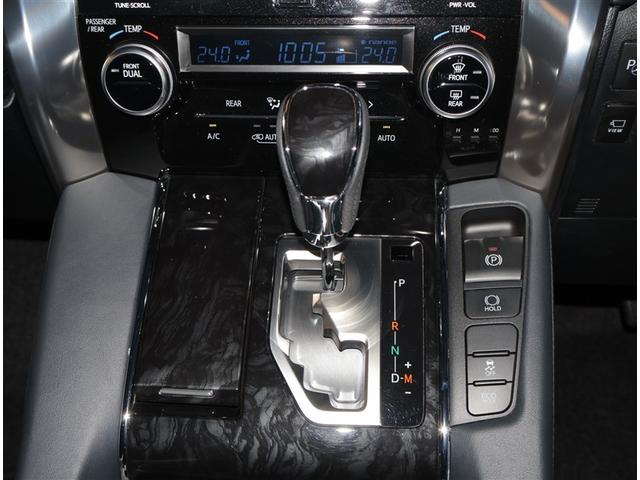 アルファード ２．５Ｓ　Ｃパッケージ　パワ－シ－ト　両側オートスライドドア　ＡＣ　定期点検記録簿　地デジ　スマートキ　メモリーナビゲーション　ＷＳＲ　Ｂモニタ　ＤＶＤ再生可能　ナビテレビ　リアオートエアコン　横滑り防止　ＥＴＣ車載器　３列（18枚目）