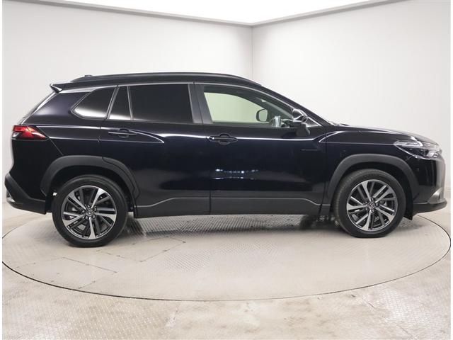 カローラクロス ハイブリッド　Ｚ　衝突軽減Ｂ　アルミ　エアコン　ムーンルーフ　Ｐシート　点検記録簿　フルセグＴＶ　ＬＥＤライト　助手席エアバッグ　ＥＳＣ　リヤカメラ　盗難防止システム　クルコン　メディアプレイヤー接続　ＡＣ１００Ｖ（4枚目）