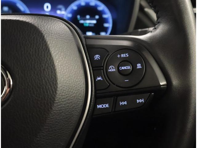 カローラクロス ハイブリッド　Ｚ　衝突軽減Ｂ　アルミ　エアコン　ムーンルーフ　Ｐシート　点検記録簿　フルセグＴＶ　ＬＥＤライト　助手席エアバッグ　ＥＳＣ　リヤカメラ　盗難防止システム　クルコン　メディアプレイヤー接続　ＡＣ１００Ｖ（8枚目）