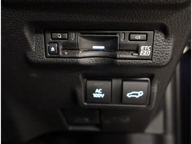 カローラクロス ハイブリッド　Ｚ　衝突軽減Ｂ　アルミ　エアコン　ムーンルーフ　Ｐシート　点検記録簿　フルセグＴＶ　ＬＥＤライト　助手席エアバッグ　ＥＳＣ　リヤカメラ　盗難防止システム　クルコン　メディアプレイヤー接続　ＡＣ１００Ｖ（21枚目）