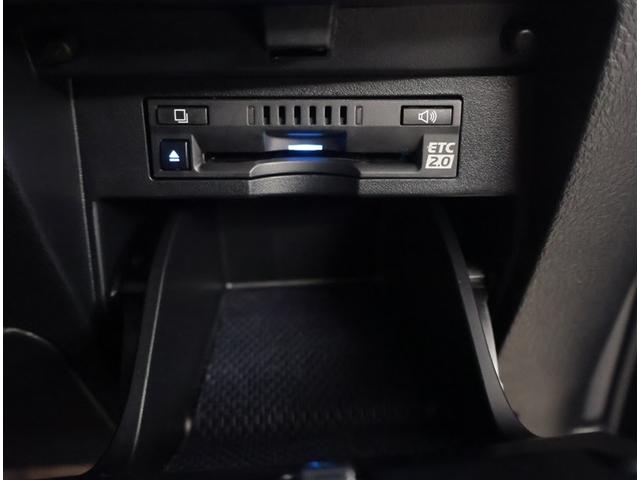 アルファードハイブリッド エグゼクティブラウンジＳ　ＬＥＤランプ　ＶＳＣ　Ｂカメラ　両側電動スライドドア　ＤＶＤプレーヤー　レザーシート　地上デジタル　電動シート　アルミ　クルーズコントロール　スマートキー　エアロ　４ＷＤ　ダブルエアコン　１００Ｖ電源（21枚目）