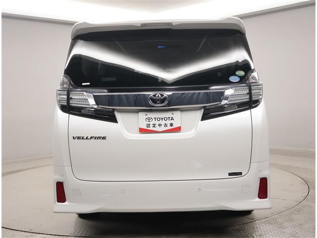 ２．５Ｚ　地デジフルセグ　リヤカメラ　ＡＣ　スマートキー＆プッシュスタート　フルフラットシート　ＴＶナビ　盗難防止システム　ＬＥＤヘッドライト　アルミホイル　ＥＴＣ　Ｗエアコン　エアバッグ　ＡＢＳ　ＤＶＤ　ＰＳ（画像4）