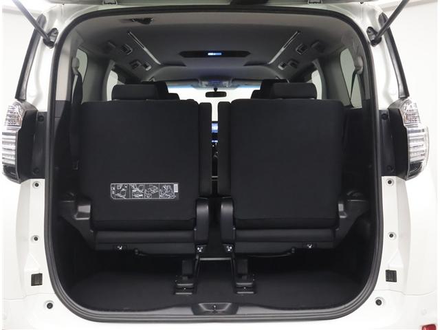 ２．５Ｚ　地デジフルセグ　リヤカメラ　ＡＣ　スマートキー＆プッシュスタート　フルフラットシート　ＴＶナビ　盗難防止システム　ＬＥＤヘッドライト　アルミホイル　ＥＴＣ　Ｗエアコン　エアバッグ　ＡＢＳ　ＤＶＤ　ＰＳ（画像25）