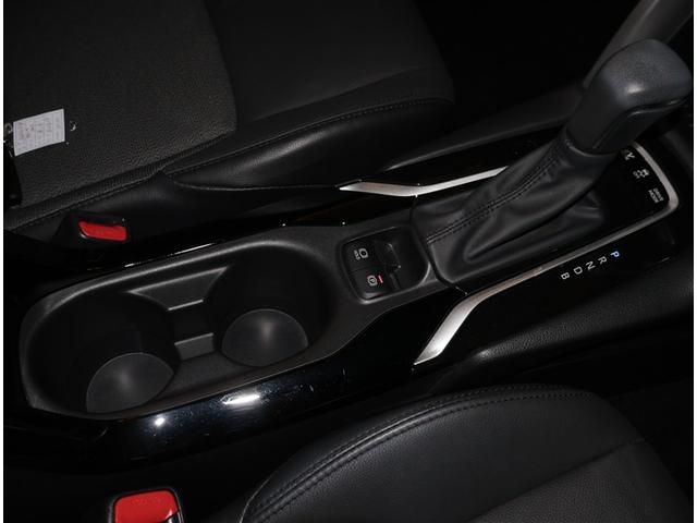 ハイブリッド　Ｚ　バックモニ　リモコンキー　誤発進抑制　フルセグＴＶ　横滑り防止機能　アルミ　ＥＴＣ車載器　ナビ＆ＴＶ　点検記録簿　オートクルーズコントロール　インテリジェントキー　ＬＥＤヘッドライト　オートエアコン（画像18）