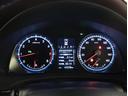 とっても見やすいメーターです。夜間時はラグジュアリーな気分にさせてくれる照明が魅力ですので、夜のドライブも楽しみになりますよ♪