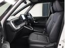 高いホールド性で運転姿勢が安定します。長距離ドライブでも疲れにくいのが魅力です。快適なドライビングライフをお送りください♪