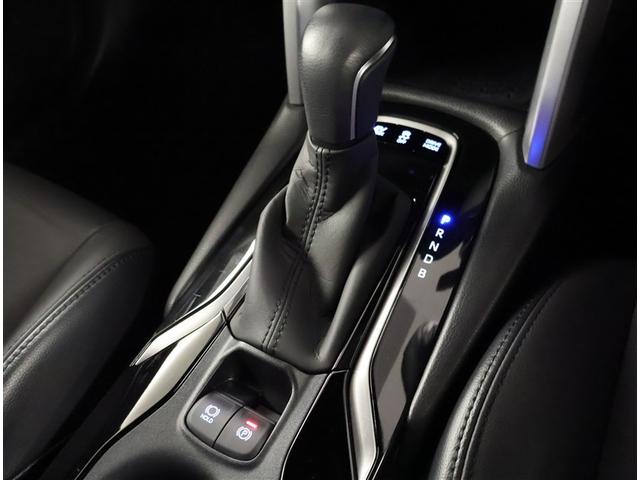 カローラクロス ハイブリッド Z AC100V電源 衝突軽減B スマキ- Bモニター アクティブクルーズコントロール メモリナビ イモビ LED AC 運転席Pシート メディアプレイヤー接続 キーレス パワステ アルミ エアバッグ(12枚目)
