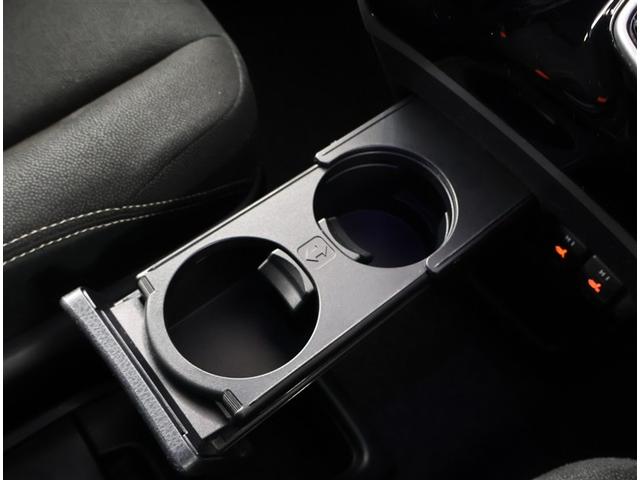 エスクァイア ハイブリッドXi オートクルーズ 盗難防止システム ダブルエアコン Bカメラ パワーウィンドウ LEDライト フルセグ地デジTV ETC車載器 エアバッグ ナビ&TV メモリーナビ ABS オートエアコン 記録簿(15枚目)