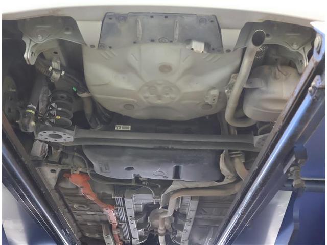 アクア S スマートキープッシュスタート キーレスエントリ LEDヘッドライト イモビ ナビ&TV オートエアコン デュアルエアバック ESC Bカメラ パワーウィンドウ AUX端子 SRS ワンセグTV ABS(21枚目)