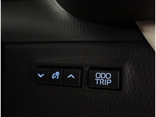 クラウンクロスオーバー Gアドバンスド・レザーパッケージ TSS レザー フルセグTV パワーシート LEDヘッドライト クルーズコントロール Bカメラ ドライブレコーダ オートエアコン アルミホイル ETC付 横滑り防止装置 4WD TV 盗難防止装置(22枚目)