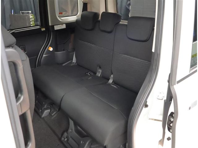 もちろんフロアマットも綺麗にしますよー！！