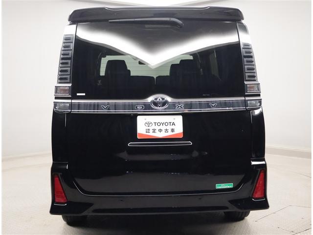 ヴォクシー ＺＳ　煌ＩＩＩ　プリクラッシュ　スマートキ　アイスト　ＤＶＤ再生機能　記録簿付き　横滑り防止装置　ナビＴＶ　アルミ　三列シート　ＷＡＣ　盗難防止　オートエアコン　キーレス　ＥＴＣ装備　パワステ　メモリナビ　クルコン（2枚目）