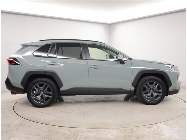 ＲＡＶ４ アドベンチャー　リヤカメラ　記録簿付　アルミ　クルーズＣ　ナビテレビ　ＬＥＤライト　イモビ　地デジ　ＥＳＣ　スマキー　ＰＳ　ＥＴＣ付き　ドラレコ付き　エアコン　４ＷＤ車　電動パワーシート　パワーウインドウ　ＡＢＳ（4枚目）