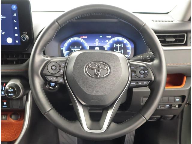 ＲＡＶ４ アドベンチャー　リヤカメラ　記録簿付　アルミ　クルーズＣ　ナビテレビ　ＬＥＤライト　イモビ　地デジ　ＥＳＣ　スマキー　ＰＳ　ＥＴＣ付き　ドラレコ付き　エアコン　４ＷＤ車　電動パワーシート　パワーウインドウ　ＡＢＳ（6枚目）