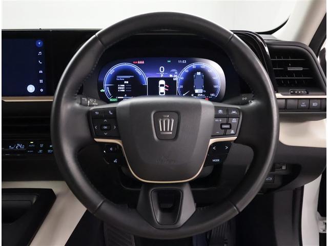 クラウンクロスオーバー Ｇアドバンスド・レザーパッケージ　ＴＳＳ　レザー　フルセグＴＶ　パワーシート　ＬＥＤヘッドライト　クルーズコントロール　Ｂカメラ　ドライブレコーダ　オートエアコン　アルミホイル　ＥＴＣ付　横滑り防止装置　４ＷＤ　ＴＶ　盗難防止装置（6枚目）