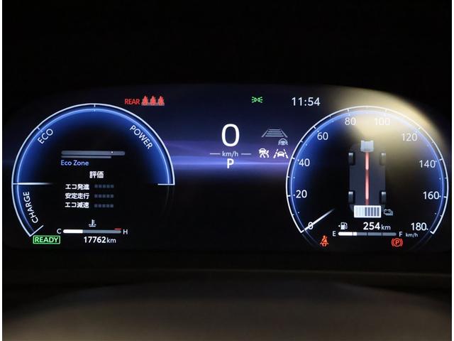 クラウンクロスオーバー Ｇアドバンスド・レザーパッケージ　ＴＳＳ　レザー　フルセグＴＶ　パワーシート　ＬＥＤヘッドライト　クルーズコントロール　Ｂカメラ　ドライブレコーダ　オートエアコン　アルミホイル　ＥＴＣ付　横滑り防止装置　４ＷＤ　ＴＶ　盗難防止装置（7枚目）