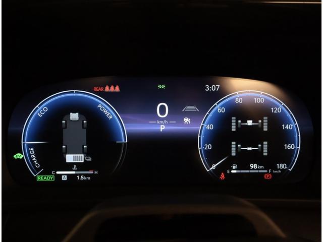 クラウンスポーツ Ｚ　ムーンルーフ　ＡＷＤ　フルセグテレビ　ＥＴＣ車載器　ＴＶナビ　クルコン　横滑り防止装置　エアバッグ　本革　ＡＣ１００Ｖ　ミュージックプレイヤー接続可　メモリナビ　ドラレコ　寒冷地仕様　キーレス　ＡＢＳ（9枚目）