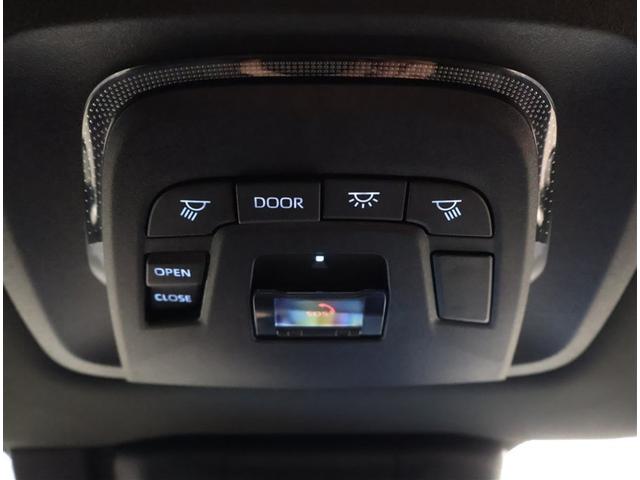 クラウンスポーツ Ｚ　ムーンルーフ　ＡＷＤ　フルセグテレビ　ＥＴＣ車載器　ＴＶナビ　クルコン　横滑り防止装置　エアバッグ　本革　ＡＣ１００Ｖ　ミュージックプレイヤー接続可　メモリナビ　ドラレコ　寒冷地仕様　キーレス　ＡＢＳ（15枚目）