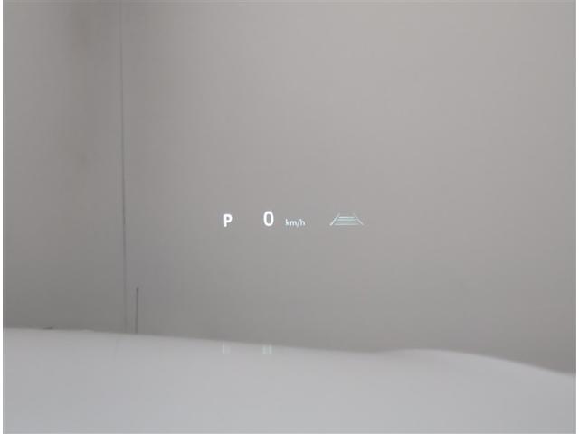 クラウンスポーツ Ｚ　ムーンルーフ　ＡＷＤ　フルセグテレビ　ＥＴＣ車載器　ＴＶナビ　クルコン　横滑り防止装置　エアバッグ　本革　ＡＣ１００Ｖ　ミュージックプレイヤー接続可　メモリナビ　ドラレコ　寒冷地仕様　キーレス　ＡＢＳ（23枚目）