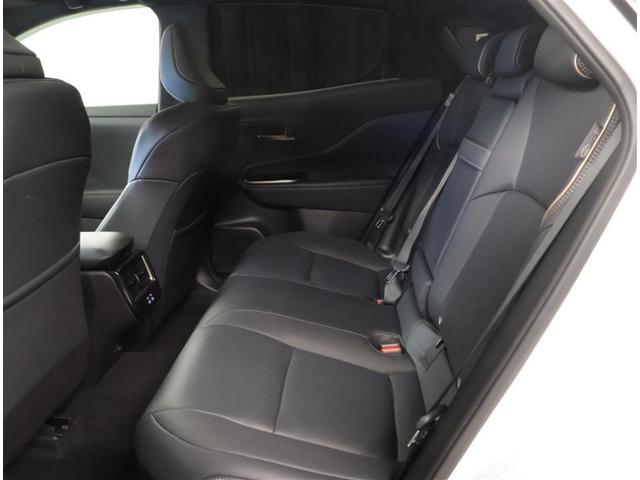 クラウンスポーツ Ｚ　ムーンルーフ　ＡＷＤ　フルセグテレビ　ＥＴＣ車載器　ＴＶナビ　クルコン　横滑り防止装置　エアバッグ　本革　ＡＣ１００Ｖ　ミュージックプレイヤー接続可　メモリナビ　ドラレコ　寒冷地仕様　キーレス　ＡＢＳ（28枚目）