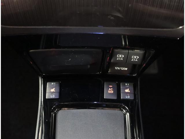 エスクァイア ハイブリッドＧｉ　プレミアムパッケージ　地上デジタル　衝突被害軽減　ＬＥＤライト　Ｂカメラ　クルコン　スマートキー　メモリナビ　ナビ＆ＴＶ　ＡＣ１００Ｖ　キーレス　盗難防止装置　ＤＶＤ再生　ＡＢＳ　３列シート　ＥＴＣ　記録簿有　アルミ（16枚目）