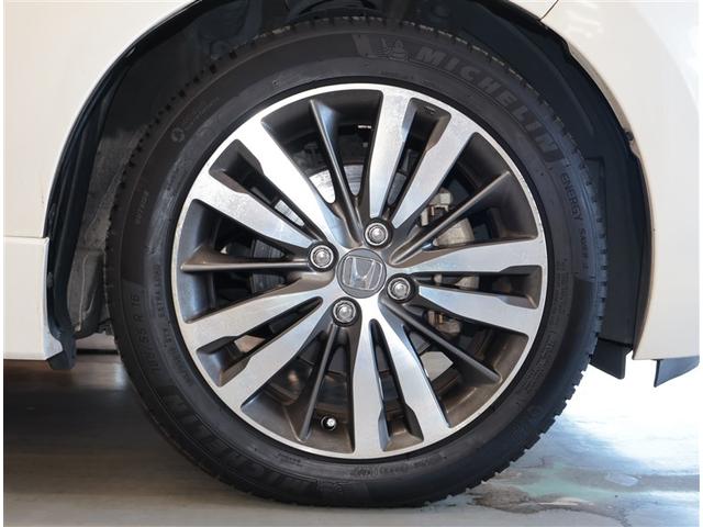 フィットハイブリッド Ｓパッケージ　点検記録簿　フルフラット　アルミ　サイドエアバック　メモリナビ　リアカメラ　ＶＳＡ　クルコン　地デジＴＶ　イモビライザー　パワーウィンドウ　スマキー　ＤＶＤ再生　ナビＴＶ　ＥＴＣ付　ＡＵＸ　パワステ（20枚目）