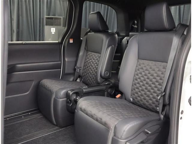 ヴォクシー ハイブリッドＳ－Ｚ　パワーウィンドウ　ＤＶＤ再生機能　インテリキー　横滑防止装置　地デジＴＶ　アクティブクルーズコントロール　フルオートエアコン　リアカメラ　エアバッグ　ＡＢＳ　ナビＴＶ　ＷＡＣ　アルミホイール　キーレス（23枚目）