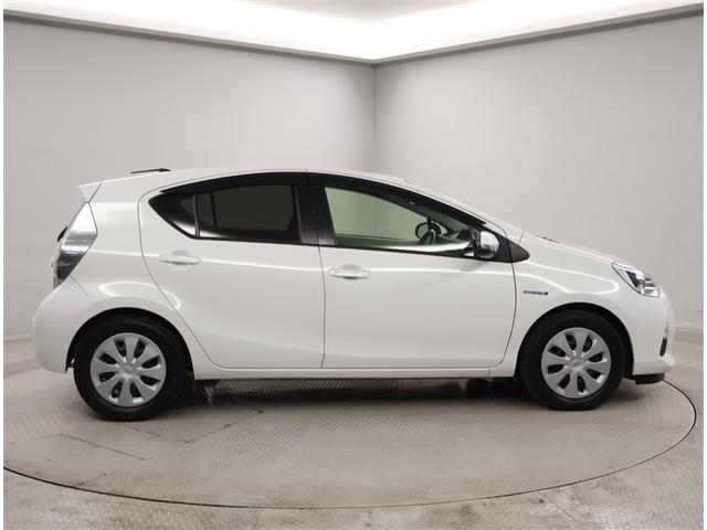 アクア G バックモニタ セキュリティー メンテナンスノート デュアルエアバック ナビTV パワーウィンドウ ESC ATエアコン ABS パワーステアリング 運転席エアバッグ キーレススタートシステム ETC(4枚目)