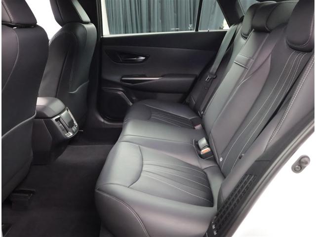 クラウンハイブリッド ＲＳ　リミテッドＩＩ　地デジＴＶ　横滑り防止装置　盗難防止装置　電動パワーシート　本革シート　エアバッグ　ＬＥＤヘッド　オートクルーズ　バックモニター　ナビＴＶ　ＤＶＤ　ＡＢＳ　スマートキー　エアコン　点検記録簿　キーレス（22枚目）