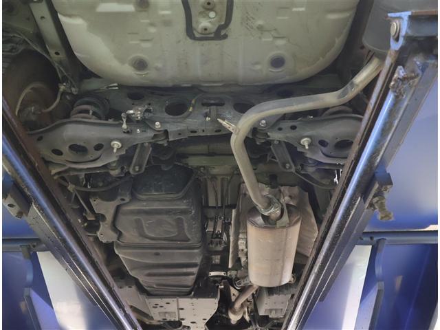 ハリアー エレガンス イモビ PWシート 点検記録簿 スマ-トキ- サイドエアバッグ 横滑防止装置 ナビTV メモリナビ ETC車載器 キーレス LEDヘッド フルオートエアコン パワステ アルミホイール 助手席エアバッグ(21枚目)