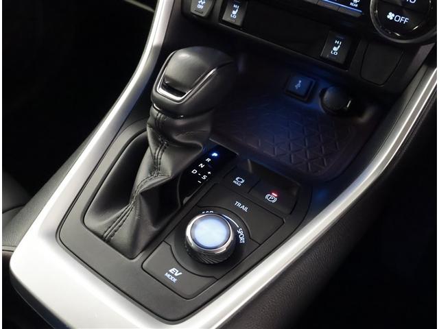 RAV4 ハイブリッドG 衝突被害軽減装置 AC100V電源 バックモニター 整備記録簿 地デジTV LEDヘッドライト スマキー 電動シ-ト AWD TVナビ パワステ 横滑り防止装置 クルコン AAC カーテンエアバック(15枚目)