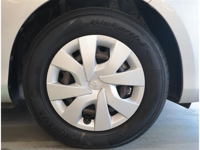 ヴィッツ Ｆ　セキュリティ　アイドリングストップ車　パワーウィンドウ　エアバック　Ｗエアバック　エアコン　横滑り防止装置　スマートキー　キーレスキー　整備記録簿　パワステ　ワンセグＴＶ　ナビ・ＴＶ　ＡＢＳ（18枚目）