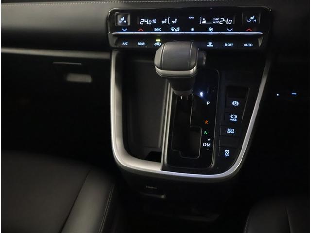 ノア Ｓ－Ｚ　アルミホイール　デュアルエアコン　クルーズコントロール　記録簿　盗難防止装置　ＬＥＤライト　両側自動ドア　メモリーナビ　キーレス　横滑り防止　ナビＴＶ　三列シート　ミュージックプレイヤー接続可　ＥＴＣ（12枚目）