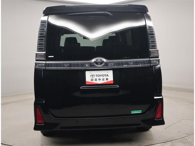 ヴォクシー ＺＳ　煌ＩＩＩ　プリクラッシュ　スマートキ　アイスト　ＤＶＤ再生機能　記録簿付き　横滑り防止装置　ナビＴＶ　アルミ　三列シート　ＷＡＣ　盗難防止　オートエアコン　キーレス　ＥＴＣ装備　パワステ　メモリナビ　クルコン（2枚目）