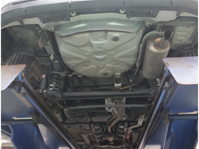 プリウスアルファ Ｓツーリングセレクション　点検記録簿付　Ｂカメ　フルフラット　地デジフルセグ　ナビ・テレビ　アルミ　スマ－トキ－　メモリナビ　横滑り防止システム　サイドエアバッグ　ＤＶＤ再生機能　ＬＥＤヘットライト　イモビライザー　キーフリー（18枚目）