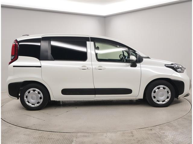 シエンタ ハイブリッドＧ　サポカー　地デジテレビ　ドライブレコーダー　メモリナビ　クルーズコントロール　Ｗ電動ドア　ＬＥＤ　ＶＳＣ　ＥＴＣ　キーフリー　ミュージックプレイヤー接続可　３列シート　イモビライザー　ＡＢＳ　記録簿（4枚目）