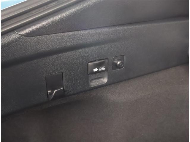 プリウスＰＨＶ Ｓ　ＡＷ　バックモニター　クルコン　インテリキー　キーフリー　ＬＥＤランプ　ＡＣ１００Ｖ電源　盗難防止システム　サイドエアバック　メモリーナビ　記録簿　ＤＶＤ　パワーウィンドウ　パワーステアリング　ＡＢＳ（17枚目）