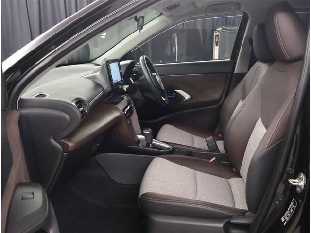 ヤリスクロス ハイブリッドＺ　インテリジェントキー　アルミホイル　寒冷地　ＬＥＤライト　リアカメラ　クルーズコントロール　整備記録簿　横滑り防止システム　ナビＴＶ　メモリーナビゲーション　電動シ－ト　パワステ　オートエアコン（19枚目）