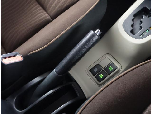 アクア Ｇ　バックモニタ　セキュリティー　メンテナンスノート　デュアルエアバック　ナビＴＶ　パワーウィンドウ　ＥＳＣ　ＡＴエアコン　ＡＢＳ　パワーステアリング　アルミ　運転席エアバッグ　キーレススタートシステム（12枚目）