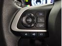 ステアリングスイッチが付いていてオーディオやメーターパネルの操作もラクラクですよ＾＾