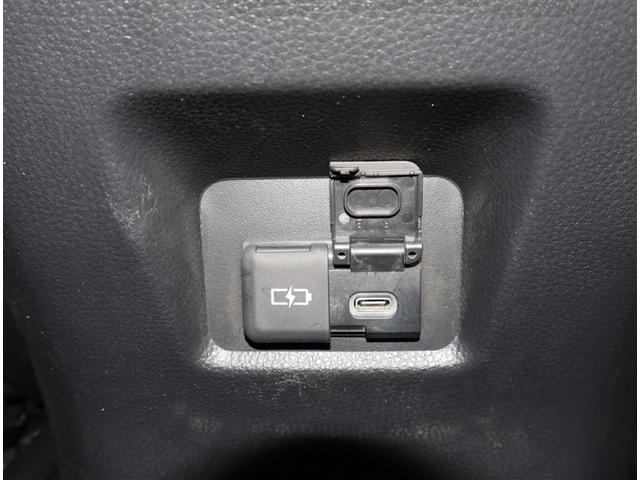 ＲＡＶ４ Ｇ　ナビ・ＴＶ　パノラマムーンルーフ　Ｂカメラ　点検記録簿　パワーウインドウ　カーテンエアバック　運転席パワーシート　イモビライザー　地デジ　キーレス　ＥＴＣ付　ＬＥＤヘッドライ　クルコン　オートエアコン（12枚目）