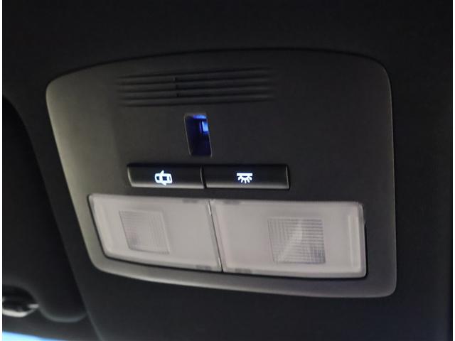 ハリアー エレガンス イモビ PWシート 点検記録簿 スマ-トキ- サイドエアバッグ 横滑防止装置 ナビTV メモリナビ ETC車載器 キーレス LEDヘッド フルオートエアコン パワステ アルミホイール 助手席エアバッグ(16枚目)