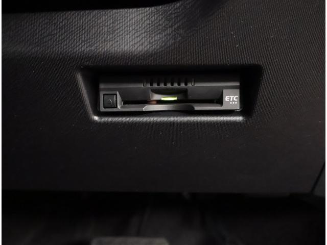 アクア Ｓスタイルブラック　記録簿あり　バックモニタ－　地デジフルセグ　ナビＴＶ　イモビライザー　ＬＥＤライト　スマートキープッシュスタート　ＥＴＣ付き　Ｗエアバッグ　キーフリ　メモリーナビゲーション　ドラレコ付き　ＡＢＳ　ＰＳ（16枚目）