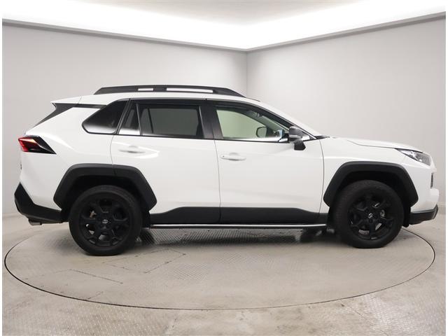 ＲＡＶ４ アドベンチャー　オフロードパッケージＩＩ　ＡＣ１００　寒冷地　横滑り防止装置　地デジ　衝突被害軽減ブレーキ　バックモニター　ドライブレコーダー　メモリーナビ　アルミホイール　オートクルーズコントロール　ＬＥＤヘッドランプ　フルタイム４ＷＤ（4枚目）