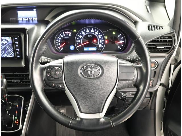 ヴォクシー ZS 両電動スライドドア 地デジ 盗難防止システム オートエアコン ダブルエアバッグ DVD再生可 ETC LEDヘッドライト キーレスエントリー メモリーナビ オートクルーズ ナビTV 3列シート PW(6枚目)