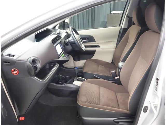 アクア Ｇ　バックモニタ　セキュリティー　メンテナンスノート　デュアルエアバック　ナビＴＶ　パワーウィンドウ　地デジ　ＥＳＣ　ＡＴエアコン　ＡＢＳ　パワーステアリング　アルミ　運転席エアバッグ　ＤＶＤ再生機能（18枚目）