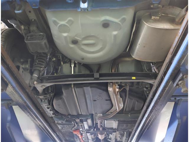 シエンタ ハイブリッドＧ　ＬＥＤライト　Ｂカメラ　地デジ　ＤＶＤ　キーフリー　スマキー　横滑り防止システム　メモリナビ　ナビＴＶ　ウォークスルー　ＥＴＣ　ドライブレコーダー　イモビライザー　運転席エアバック　フルオートエアコン（24枚目）