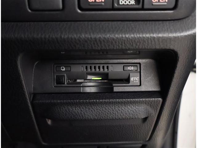 エスクァイア Gi 両側Pドア スマートキーPスタート リアカメラ アイドリングSTOP ETC車載器 オートエアコン イモビライザー オートクルーズコントロール キーレス ナビTV 定期点検記録簿 ABS 3列 アルミ(18枚目)