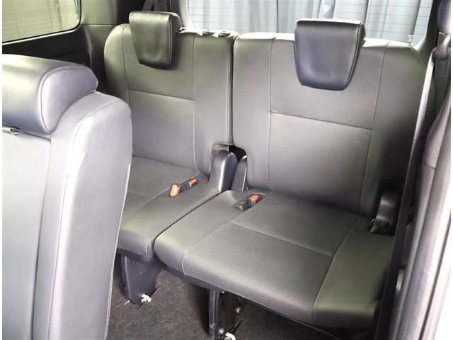 エスクァイア Gi 両側Pドア スマートキーPスタート リアカメラ アイドリングSTOP ETC車載器 オートエアコン イモビライザー オートクルーズコントロール キーレス ナビTV 定期点検記録簿 ABS 3列 アルミ(24枚目)