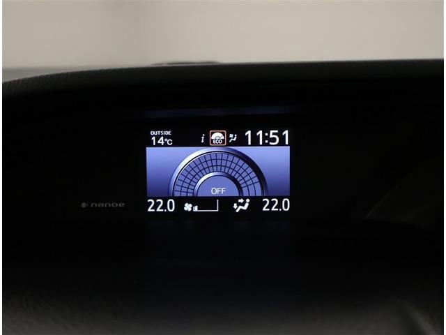 エスクァイア Gi 両側Pドア ウォークスルー スマートキーPスタート リアカメラ アイドリングSTOP ETC車載器 オートエアコン イモビライザー オートクルーズコントロール キーレス ナビTV 定期点検記録簿 3列(9枚目)